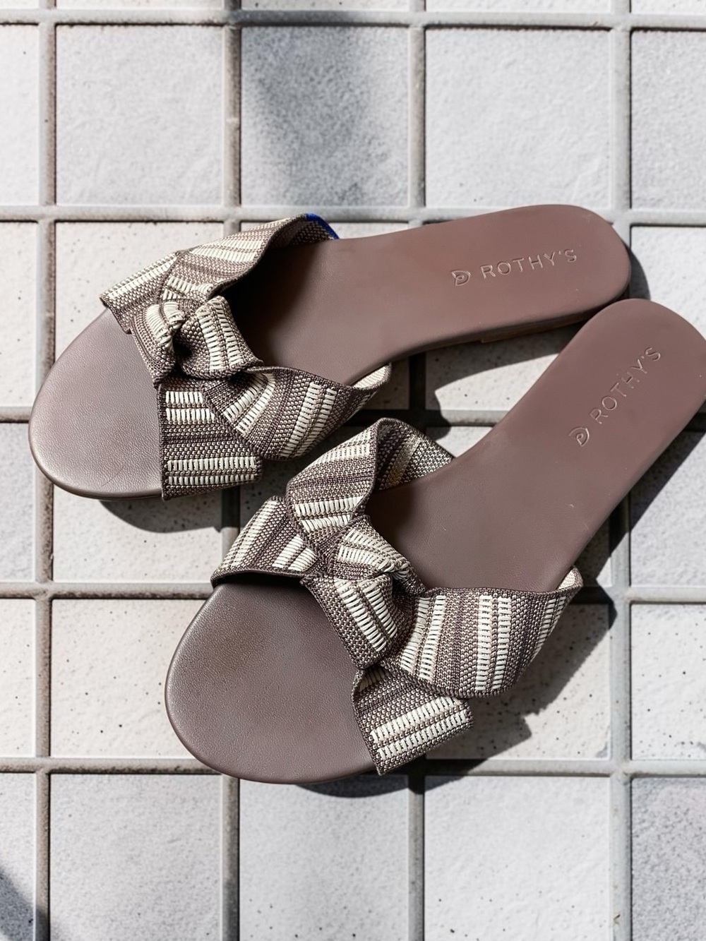 Rothy's‎ The Knot Sandal in Taupe Stripe - Size 10.5- Comfy/Slide
